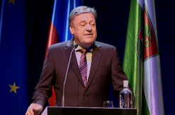 Gradonačelnik Ljubljane pod istragom zbog sumnje na podmićivanje, odbacuje sve optužbe